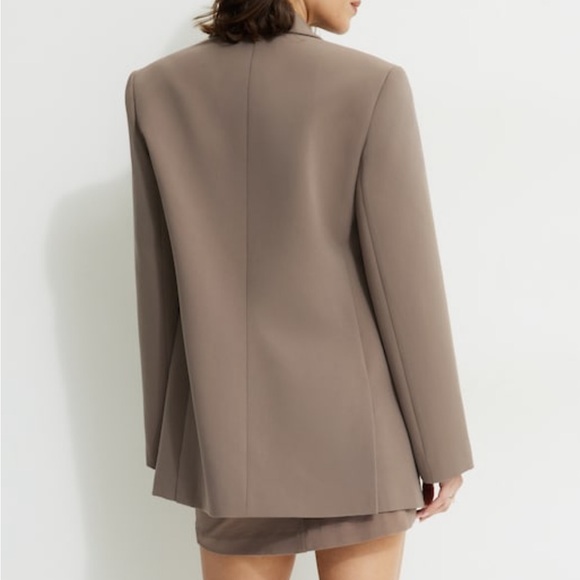 Dynamite Noa Oversized Blazer - Picture 3 of 10